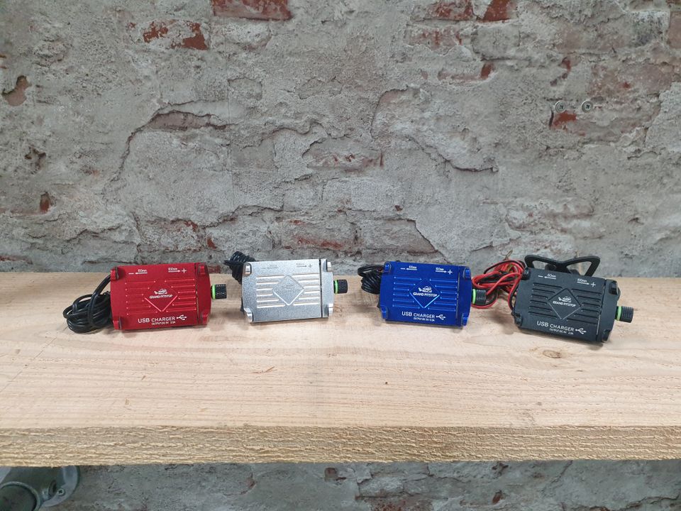 GRANDPITSTOP telefoonhouder claw met USB