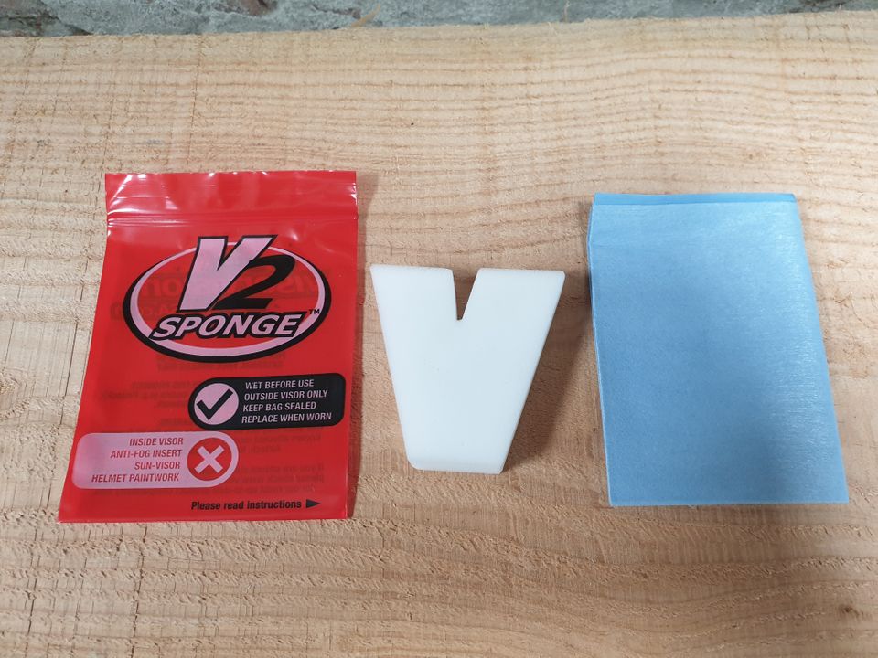 V2 vizier schoonmaak spons