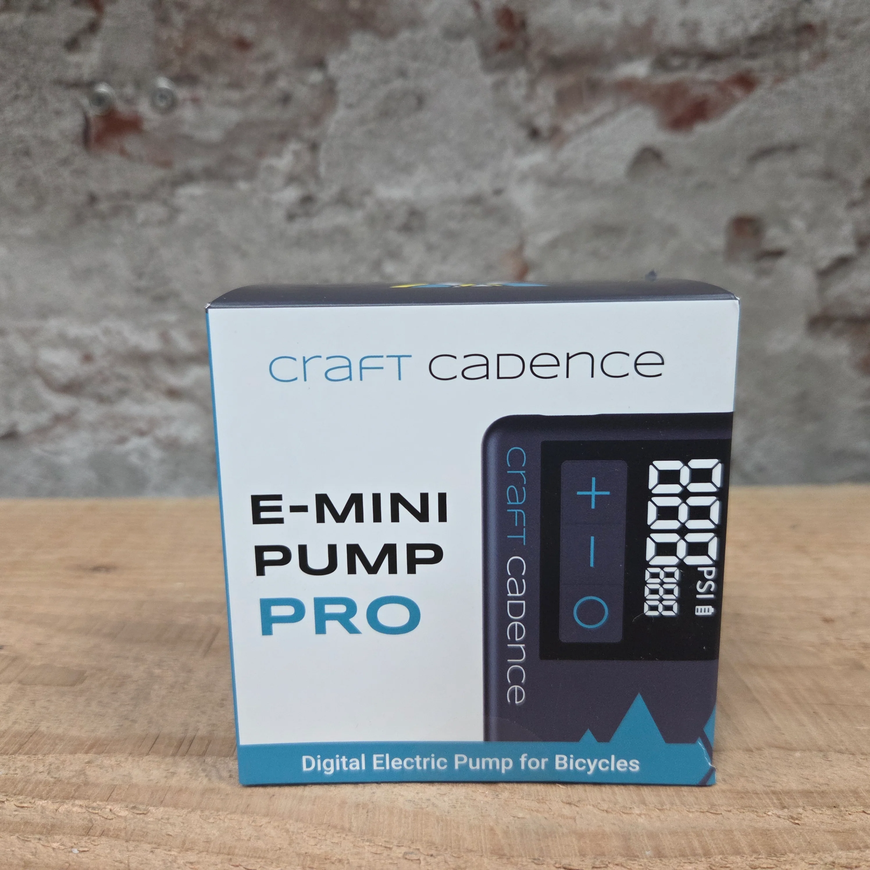 CRAFT CADENCE elektrische mini pomp (nu tijdelijk met gratis case twv €9,95)