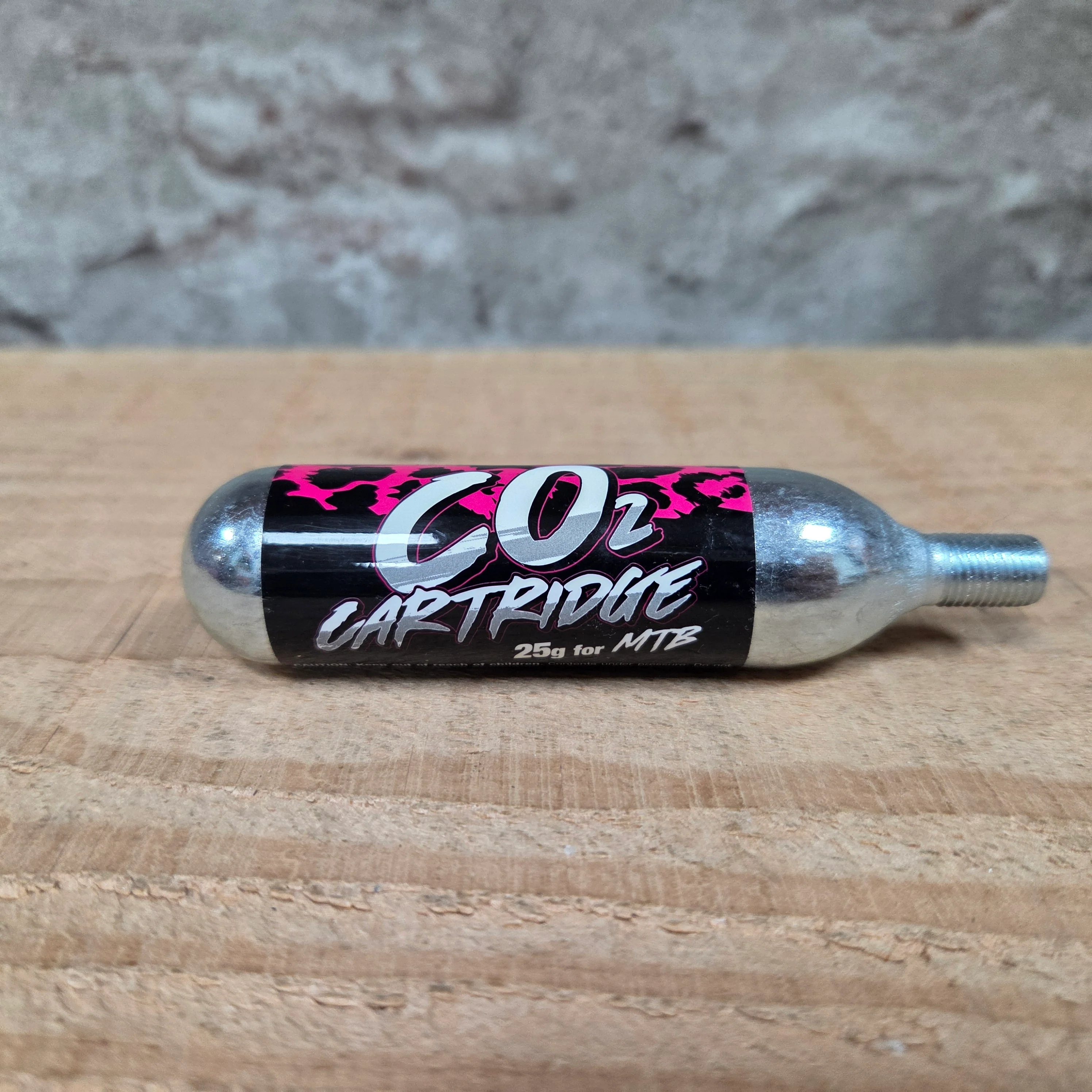 Muc-Off co2 cartridge fietspomp