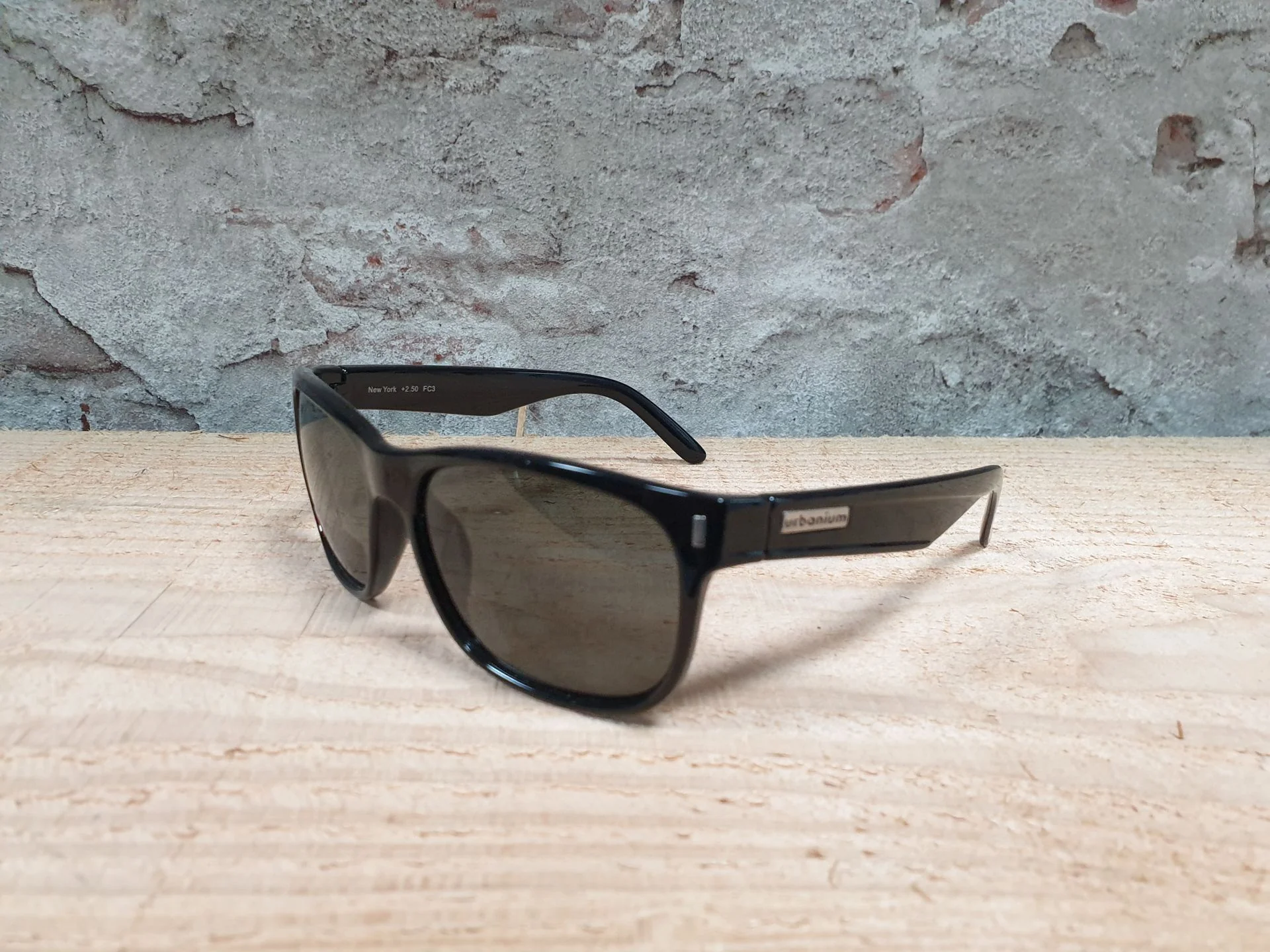 URBANIUM EYEWEAR gepolariseerde zonnebril met leesgedeelte New York