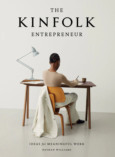 New-Mags koffietafelboek Kinfolk Entrepreneur – grijs – 21 x 3.8 x 28.